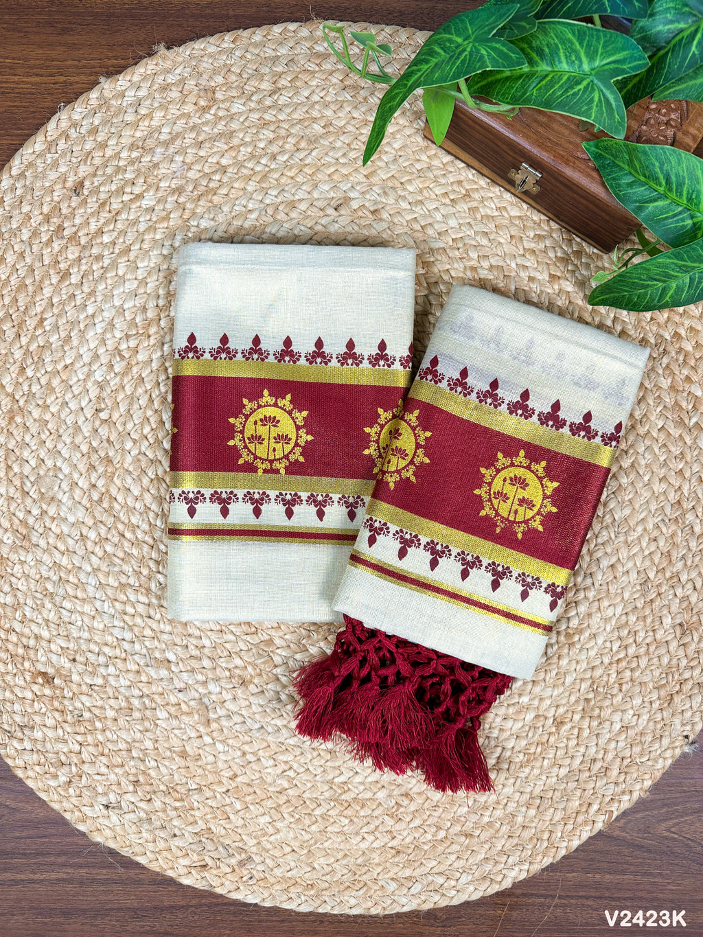 3" GT col Kottaran S.Mundu Floral print with 2 side chittam with kunjalam