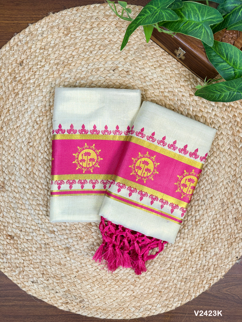 3" GT col Kottaran S.Mundu Floral print with 2 side chittam with kunjalam