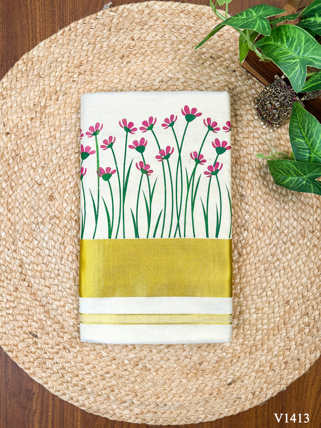 3×3 Golden Tissue Plain Kasavu Floral Print Saree