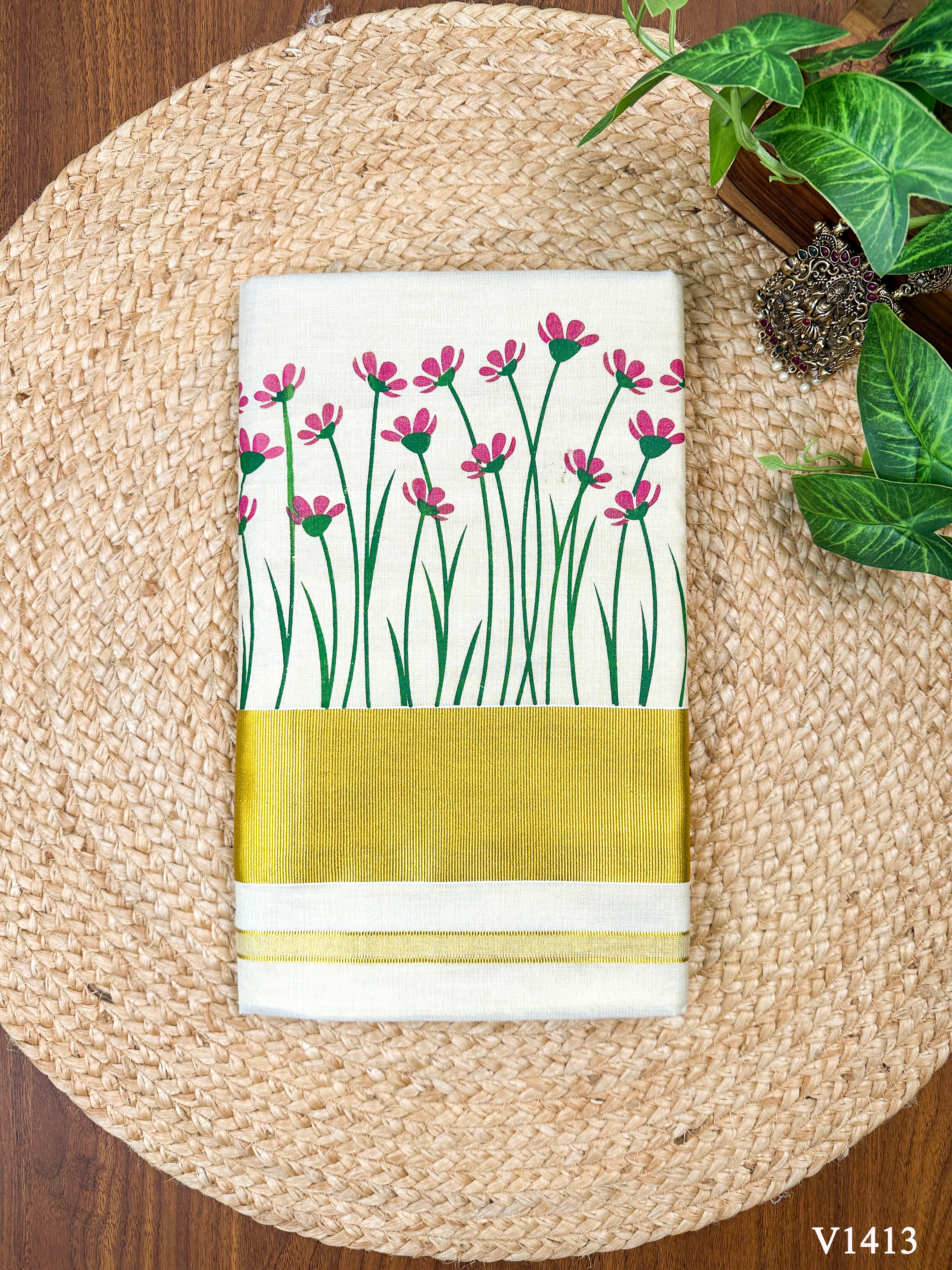 3×3 Golden Tissue Plain Kasavu Floral Print Saree
