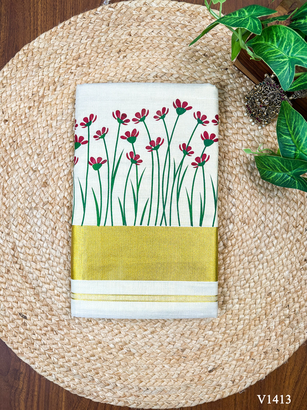 3×3 Golden Tissue Plain Kasavu Floral Print Saree