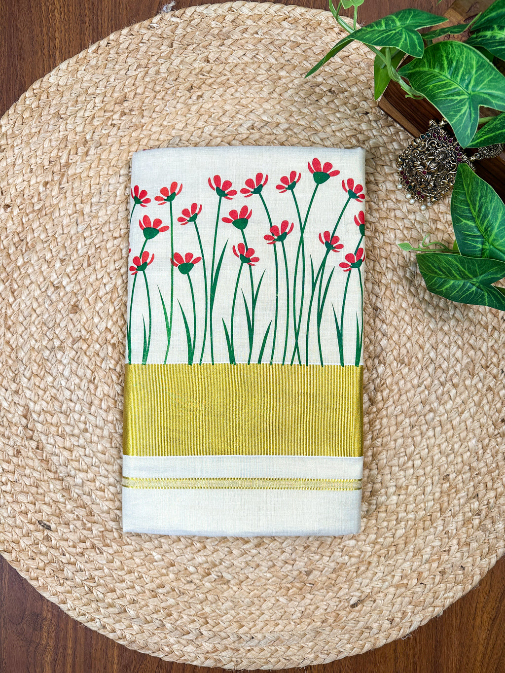 3×3 Golden Tissue Plain Kasavu Floral Print Saree