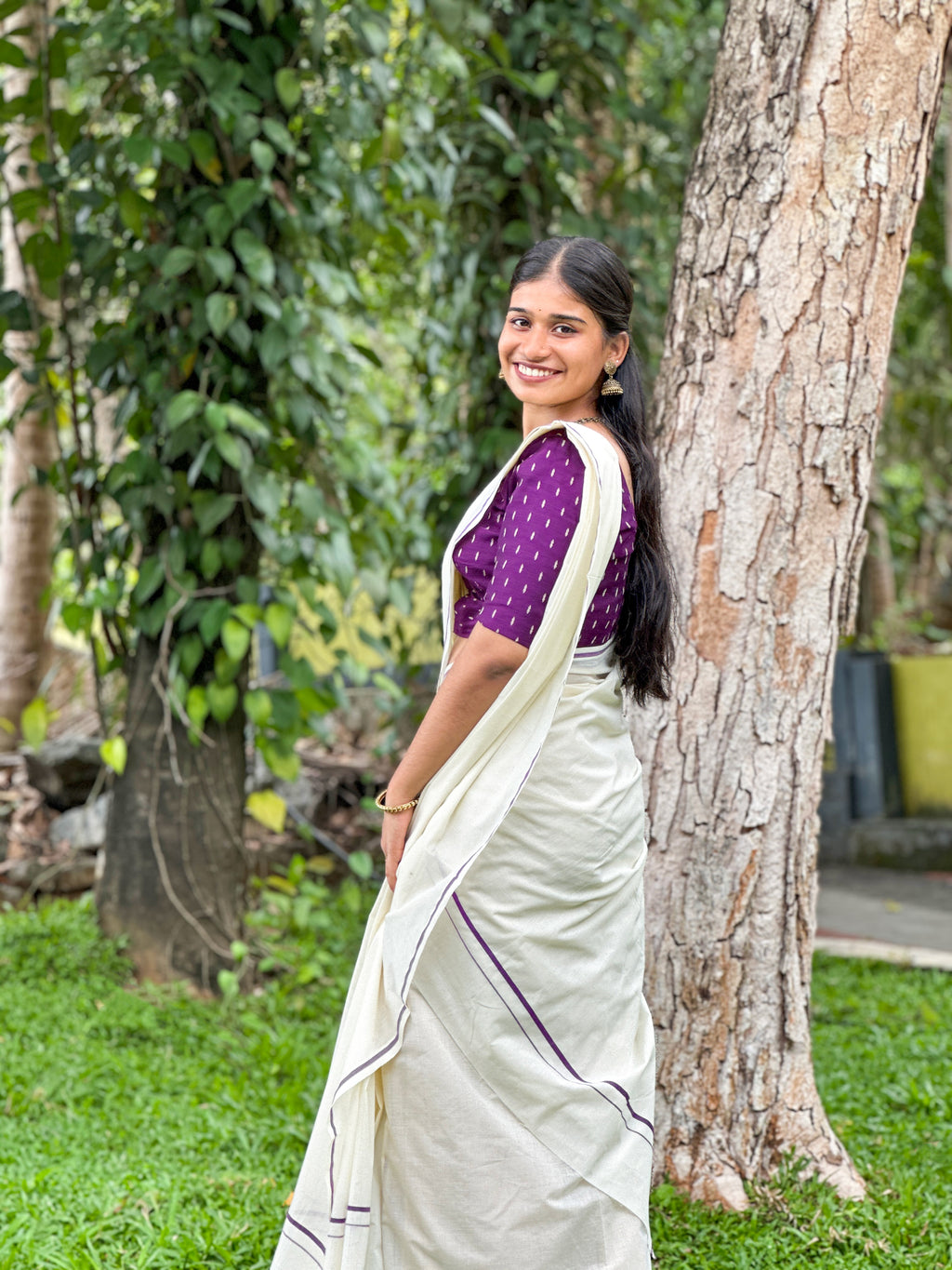 Puliyilakara Set Mundu