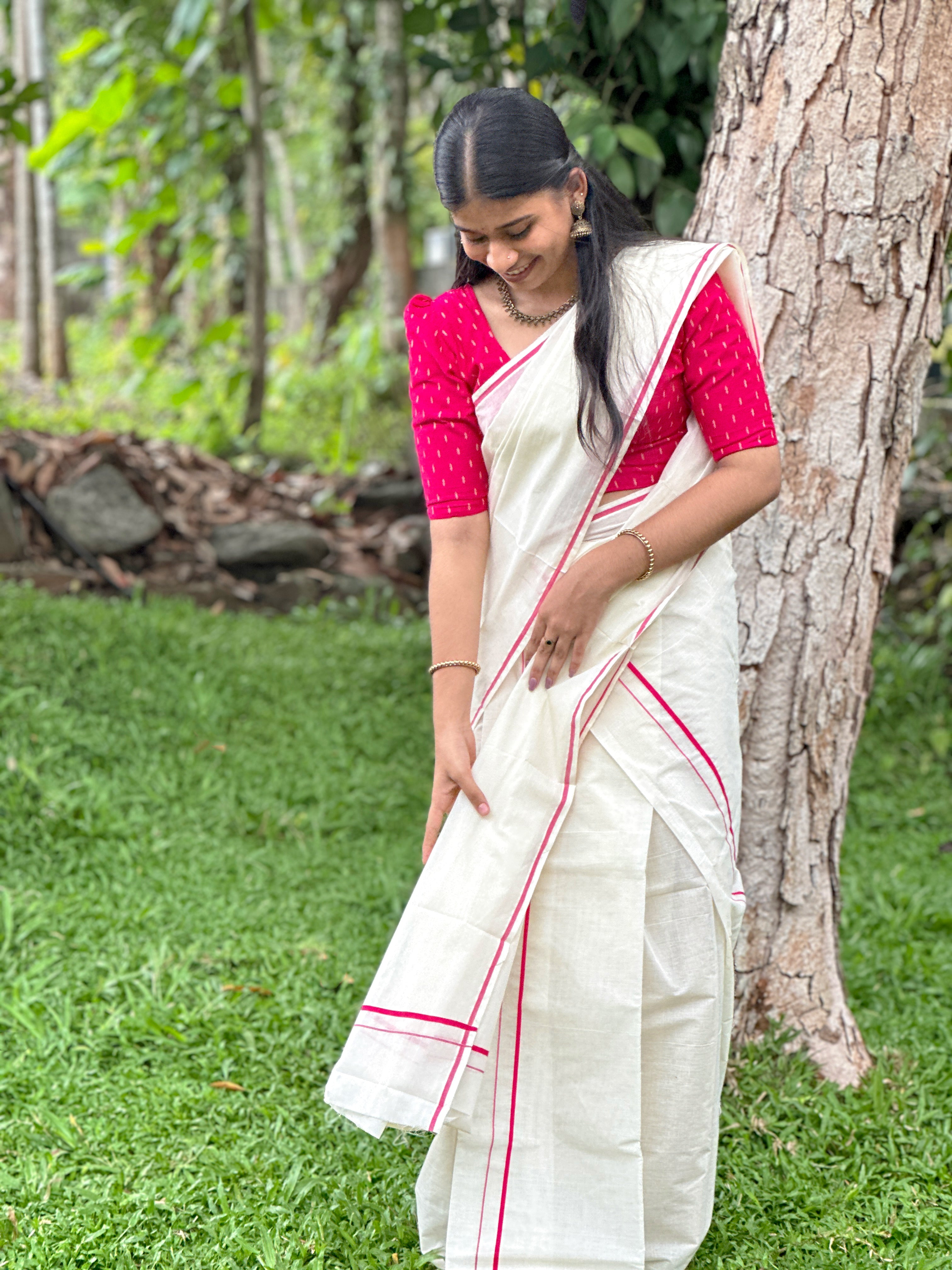 Puliyilakara Set Mundu