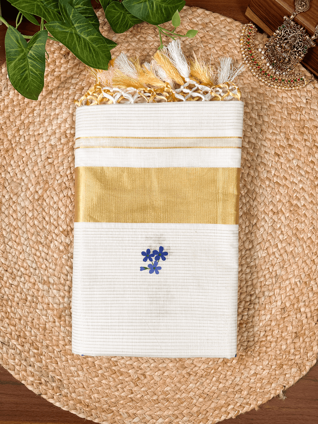 Cotton Half Fine Stripe Kasavu Set Saree