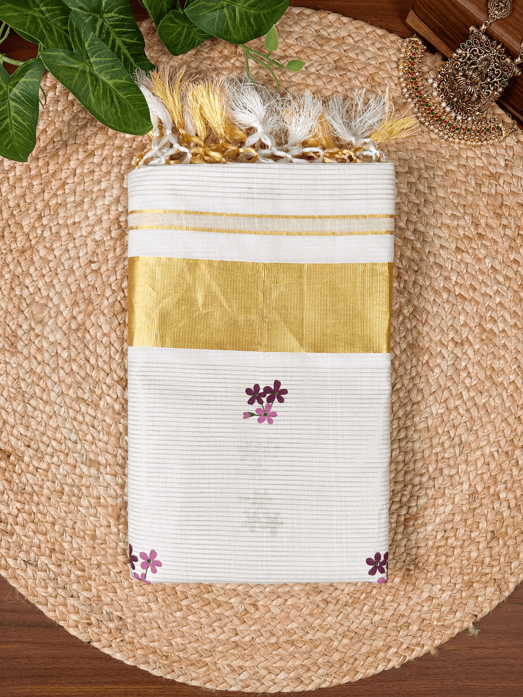 Cotton Half Fine Stripe Kasavu Set Saree