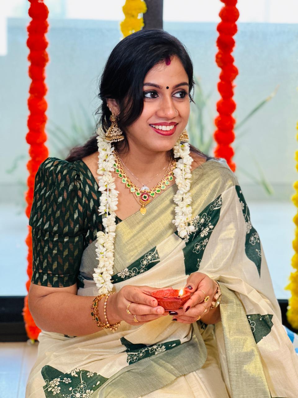 Golden Tissue Temple Print Set Saree