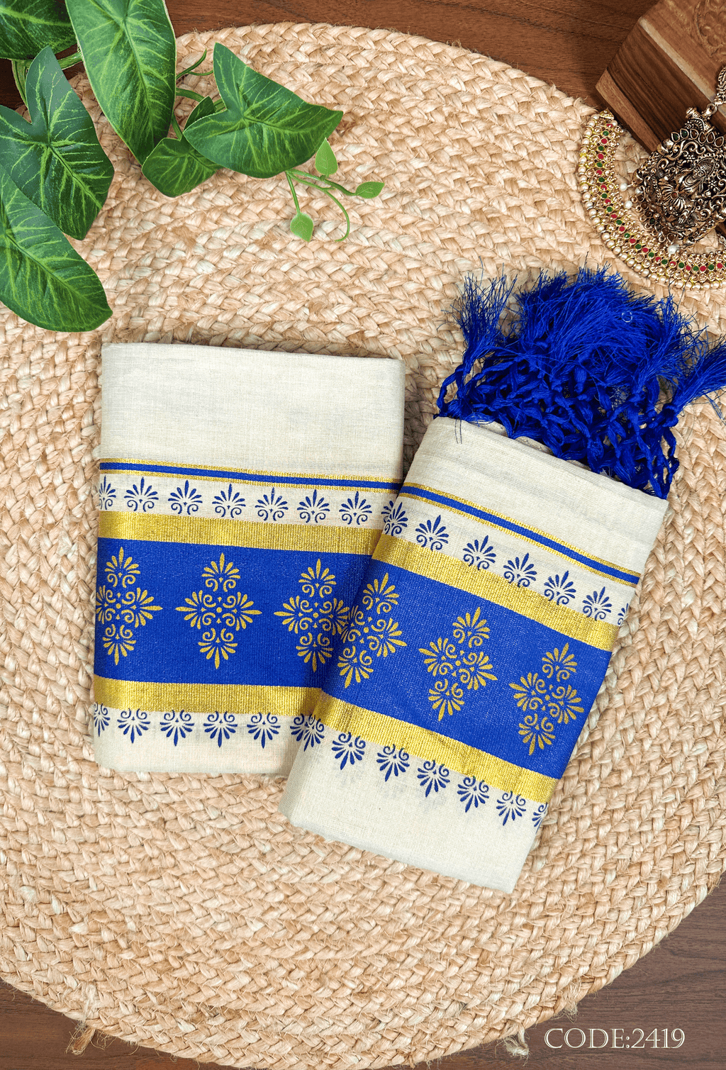 3-Inch Golden Tissue Kottaran Set Mundu with Kunjalam