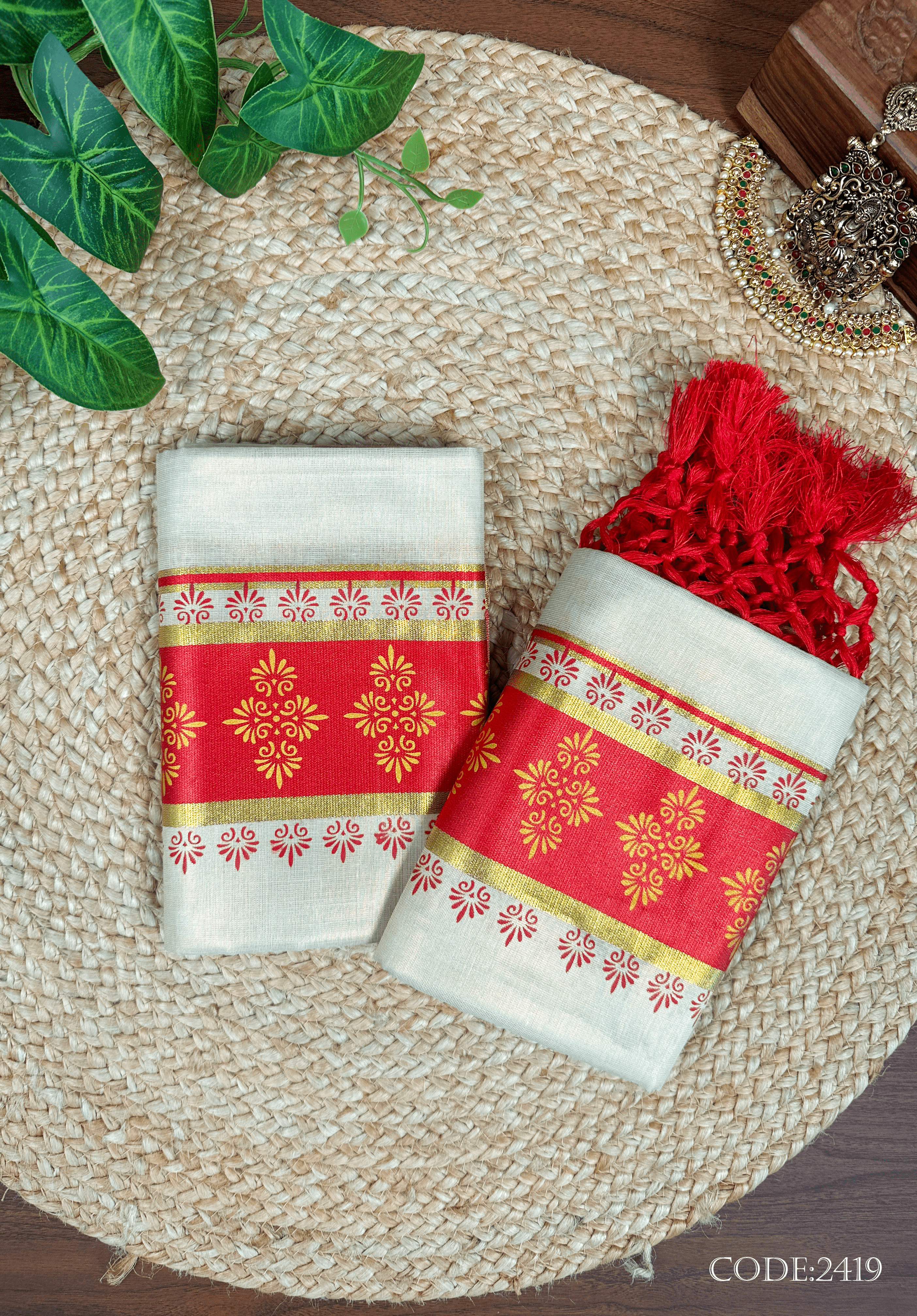 3-Inch Golden Tissue Kottaran Set Mundu with Kunjalam