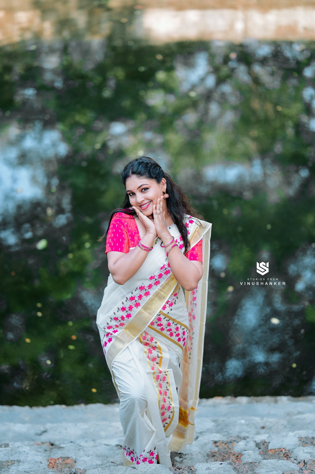 Cotton Kasavu Small Lotus Print Set Mundu