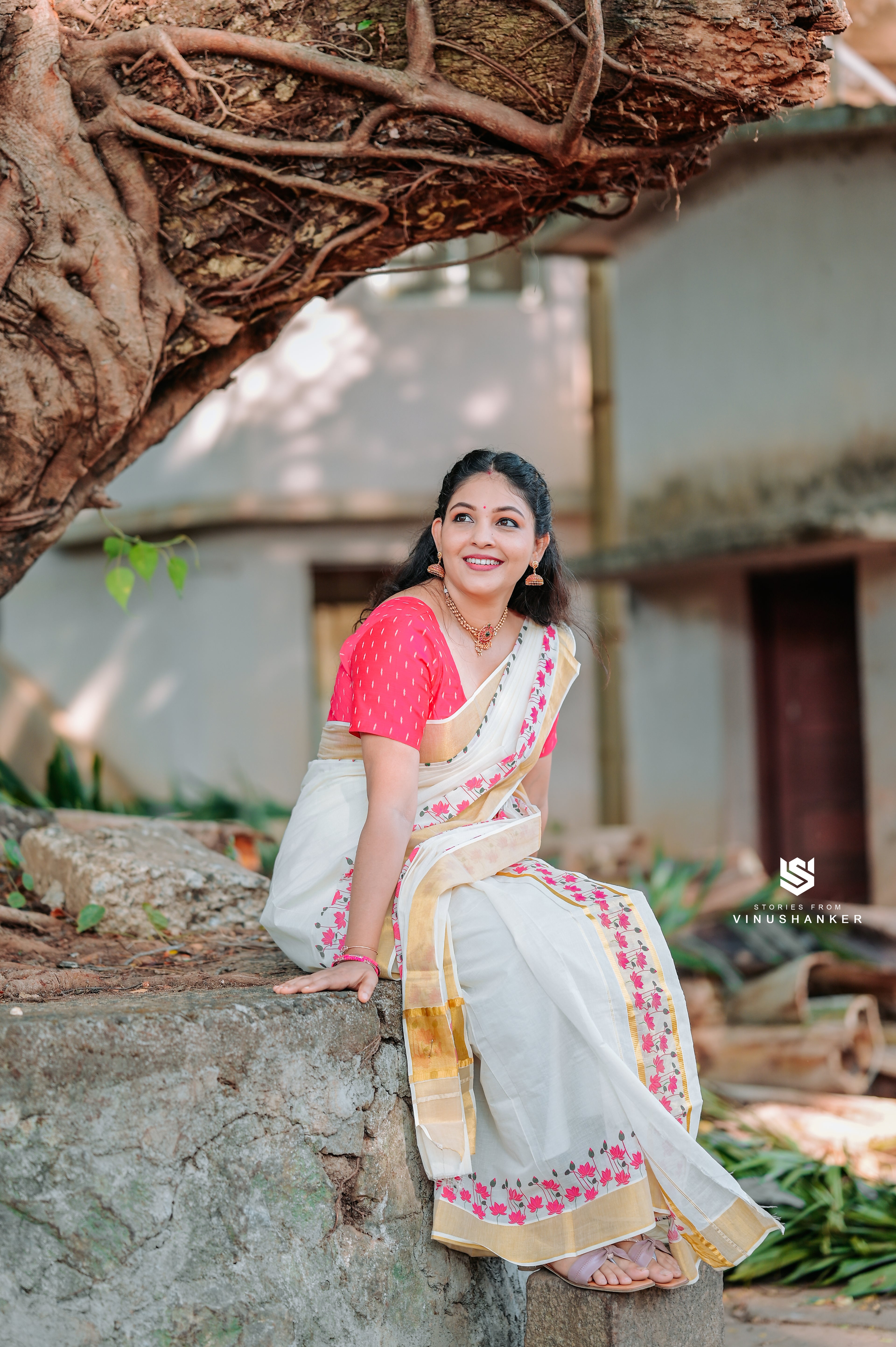 Cotton Kasavu Small Lotus Print Set Mundu