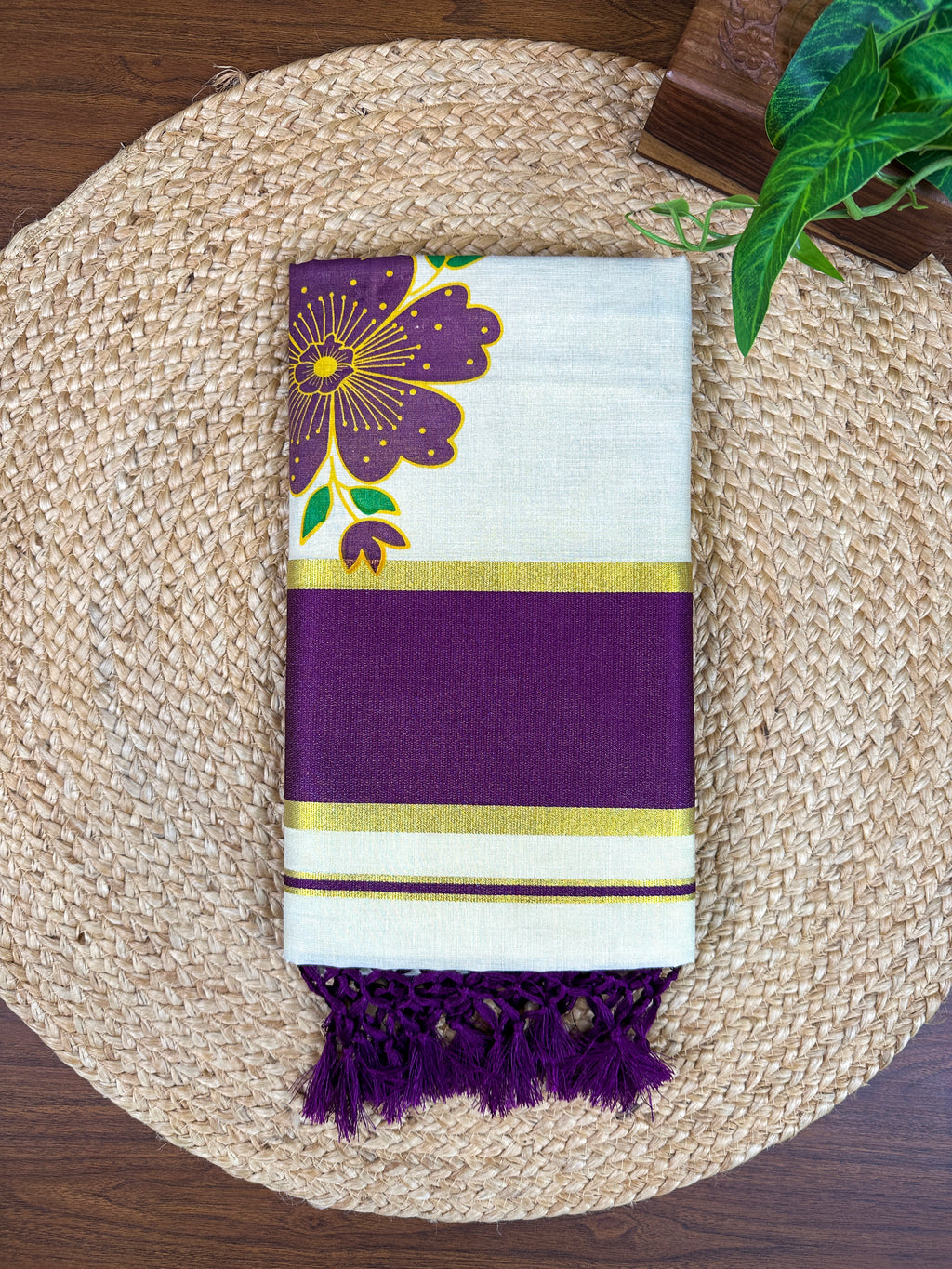 Hand-Printed Kerala Saree with Elegant Kasavu Border