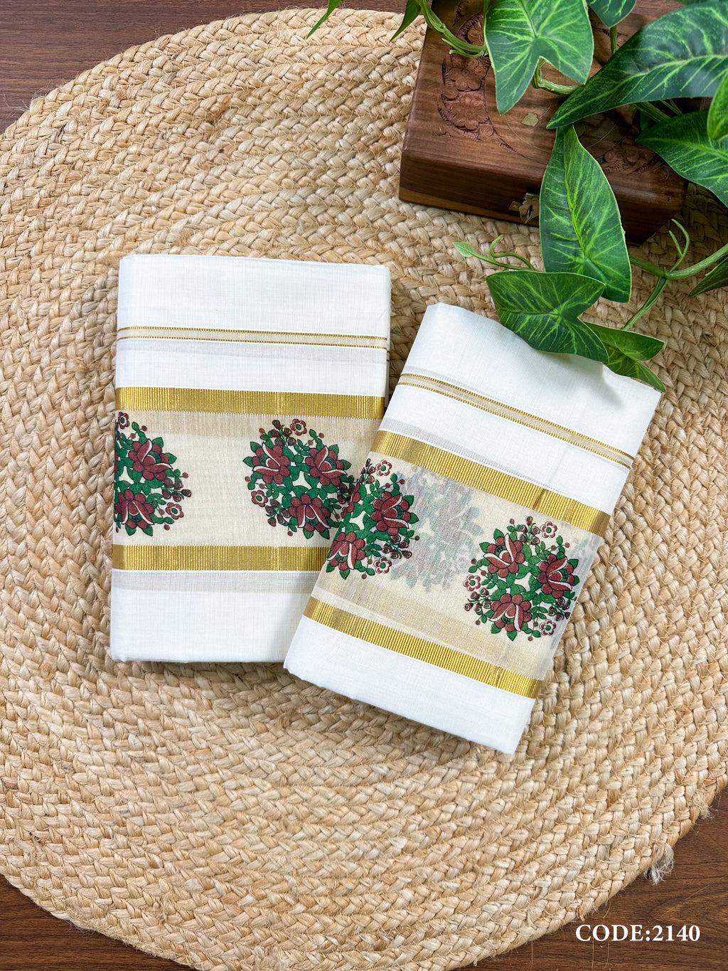 4" Cotton Centre Gap Set Mundu – Round Tri-Color Flower Print