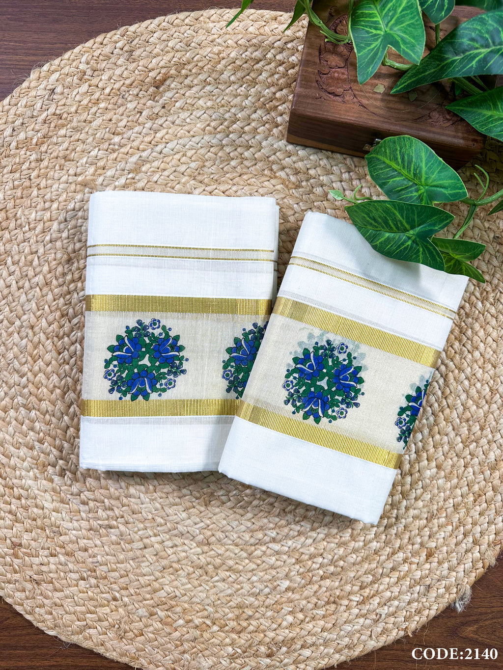 4" Cotton Centre Gap Set Mundu – Round Tri-Color Flower Print