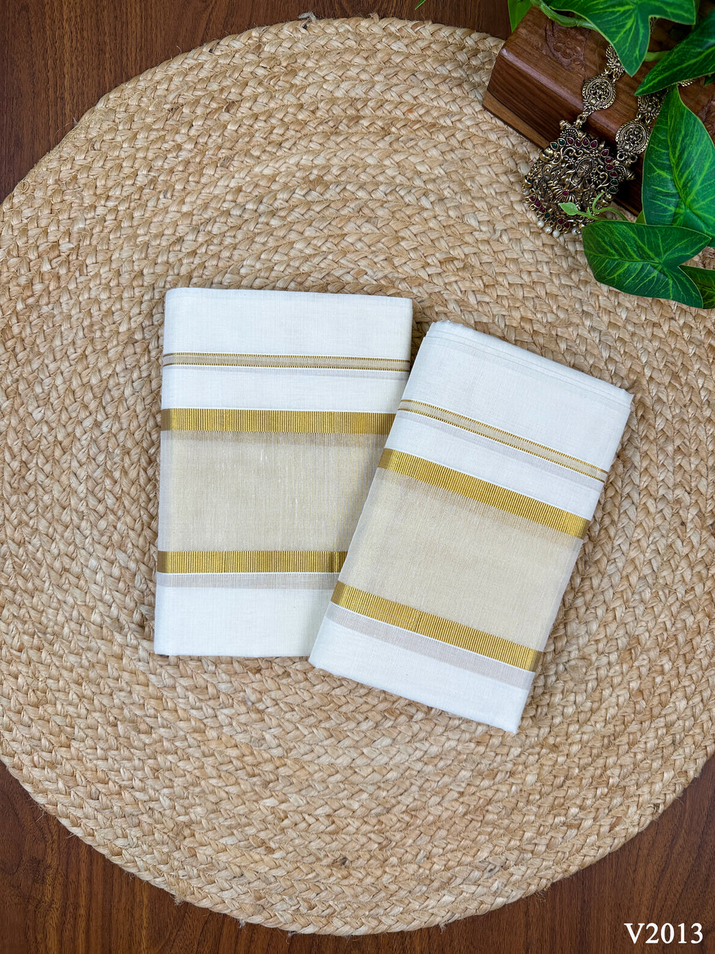 4" Cotton Center Gap Set Mundu